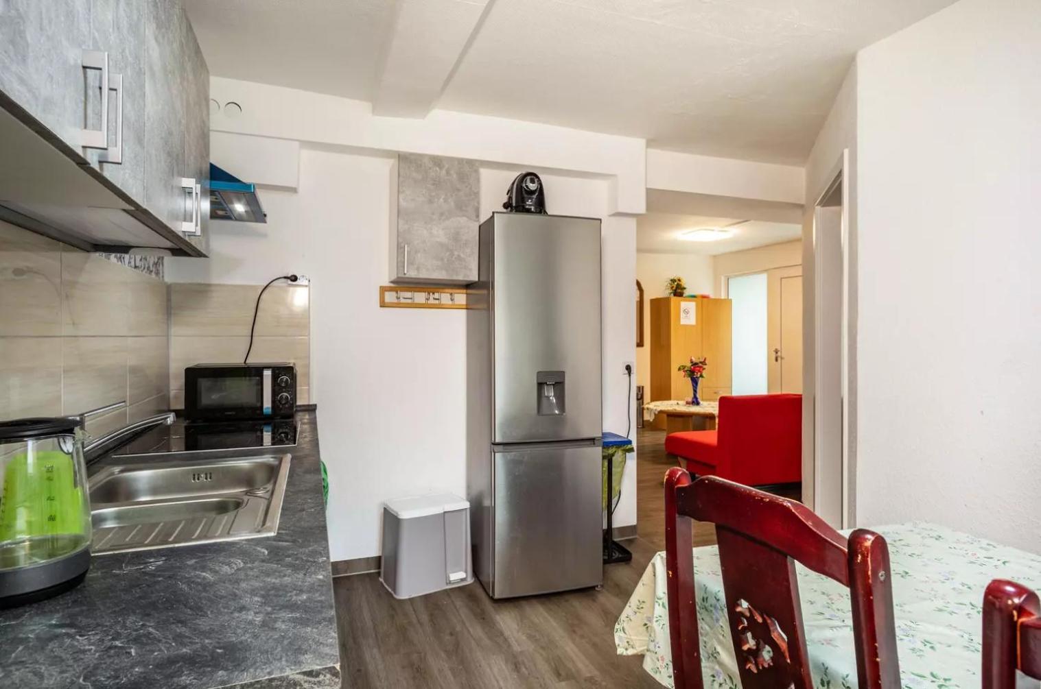 Nguyen Le 3 Schlafzimmer, 7 Bette,Dusche, 2 Wc , Kueche Ab 2 Uebernachtungen Neukirch  Buitenkant foto